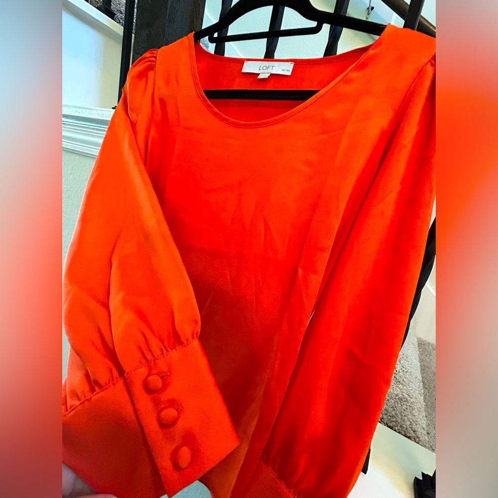 XSP ANN TAYLOR LOFT CUFFED LONG SLEEVE BLOUSE